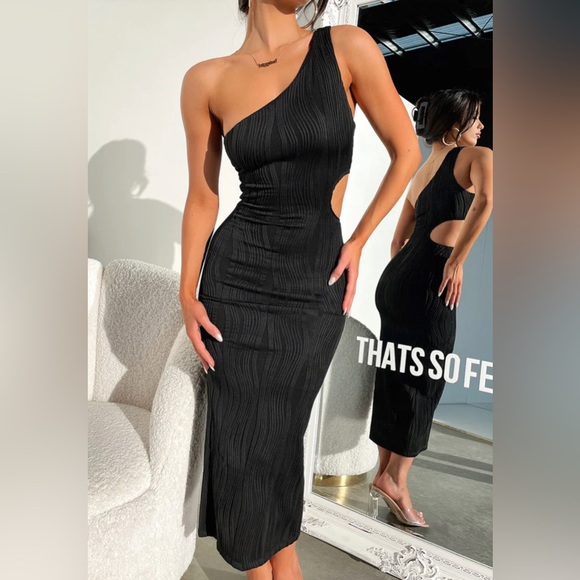 That’S So Fetch | Dresses | Thats So Fetch Trami Midi Dress Black ...